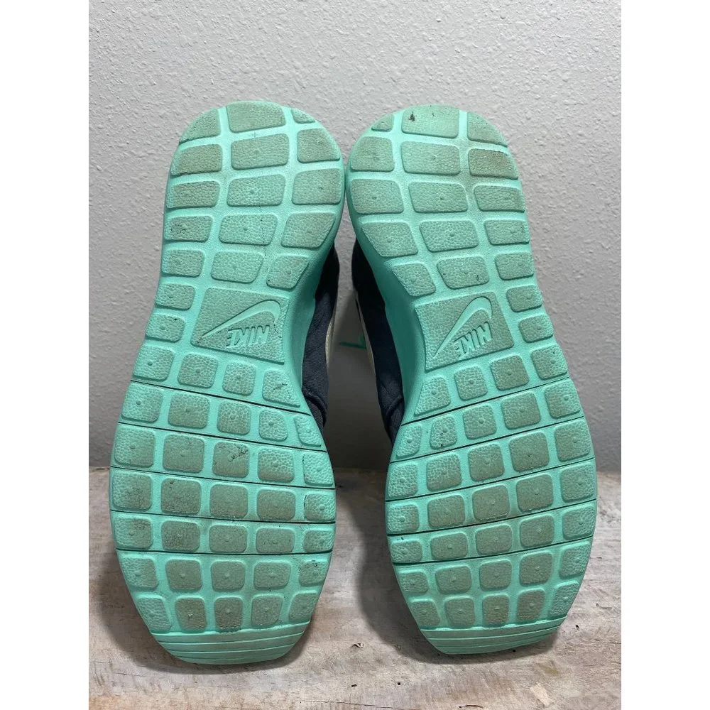 Nike Girl's 6.5Y Roshe One Grey Teal Running Sneakers Women's Size 8‎